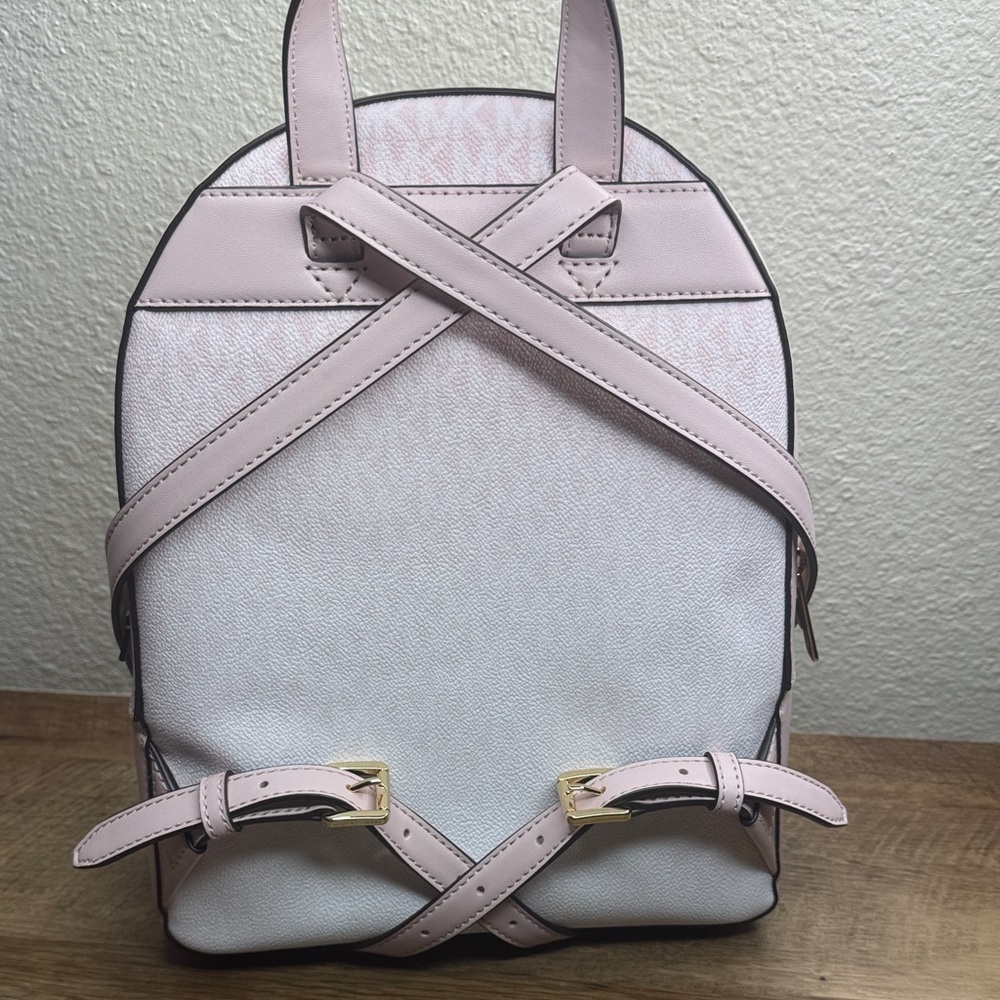 Michael Kors Medium Jaycee Powder Blush Ombre Backpack and Wristlet Set - Picture 8 of 11